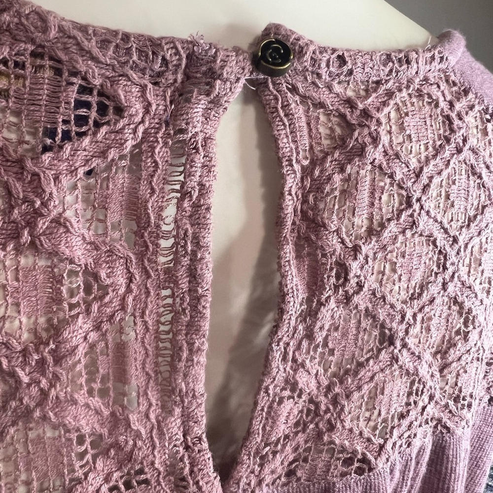 Artesia Peasant Style Blouse - Picture 5 of 7